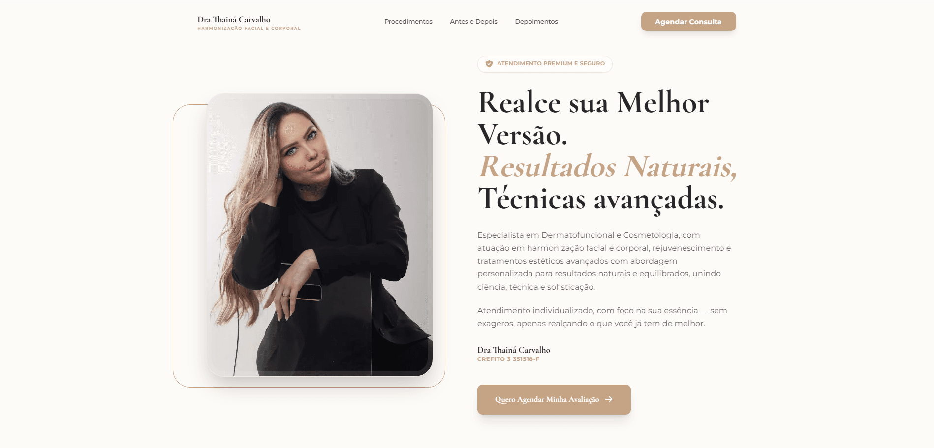 Thainá Carvalho mockup